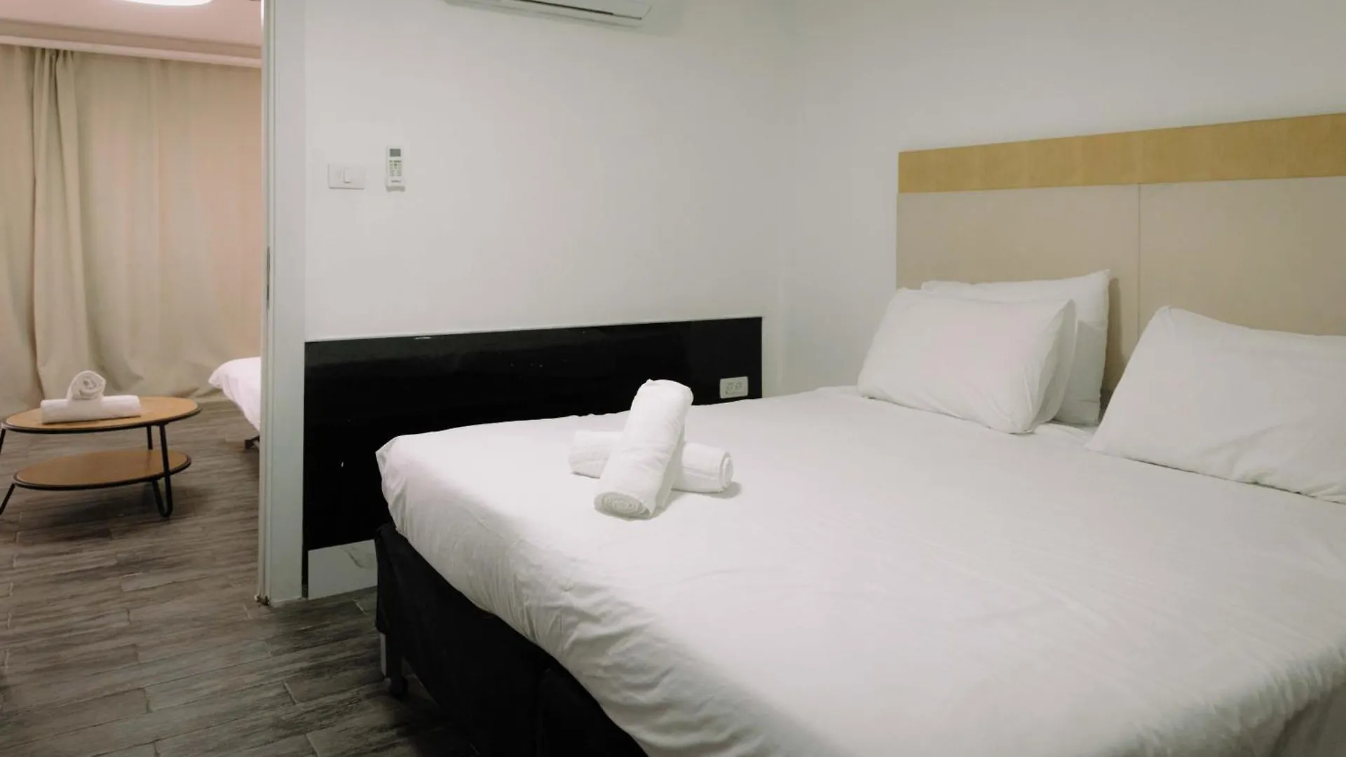 Rich Luxury Suites Эйлат Отель