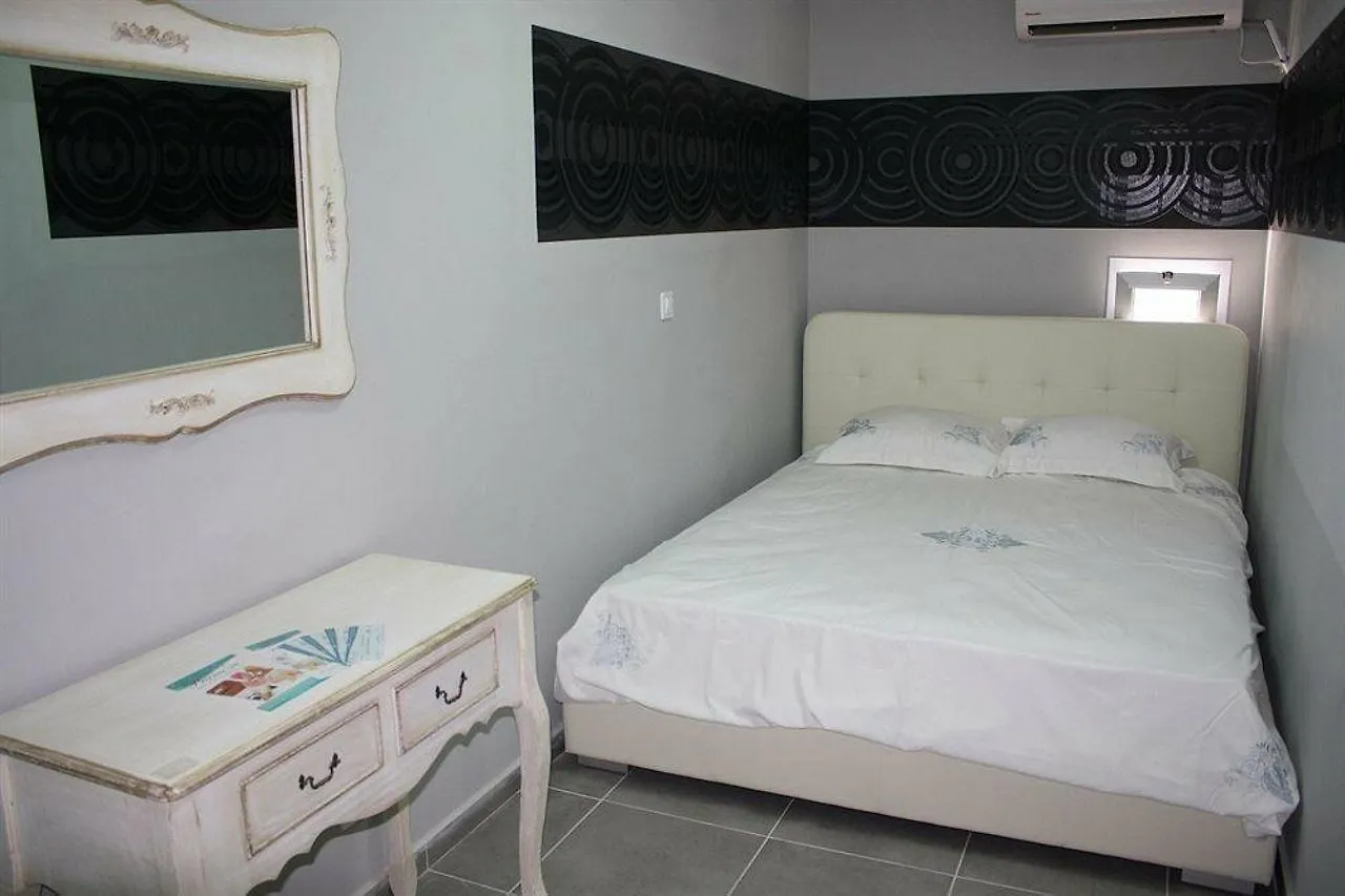 Rich Luxury Suites Эйлат Отель